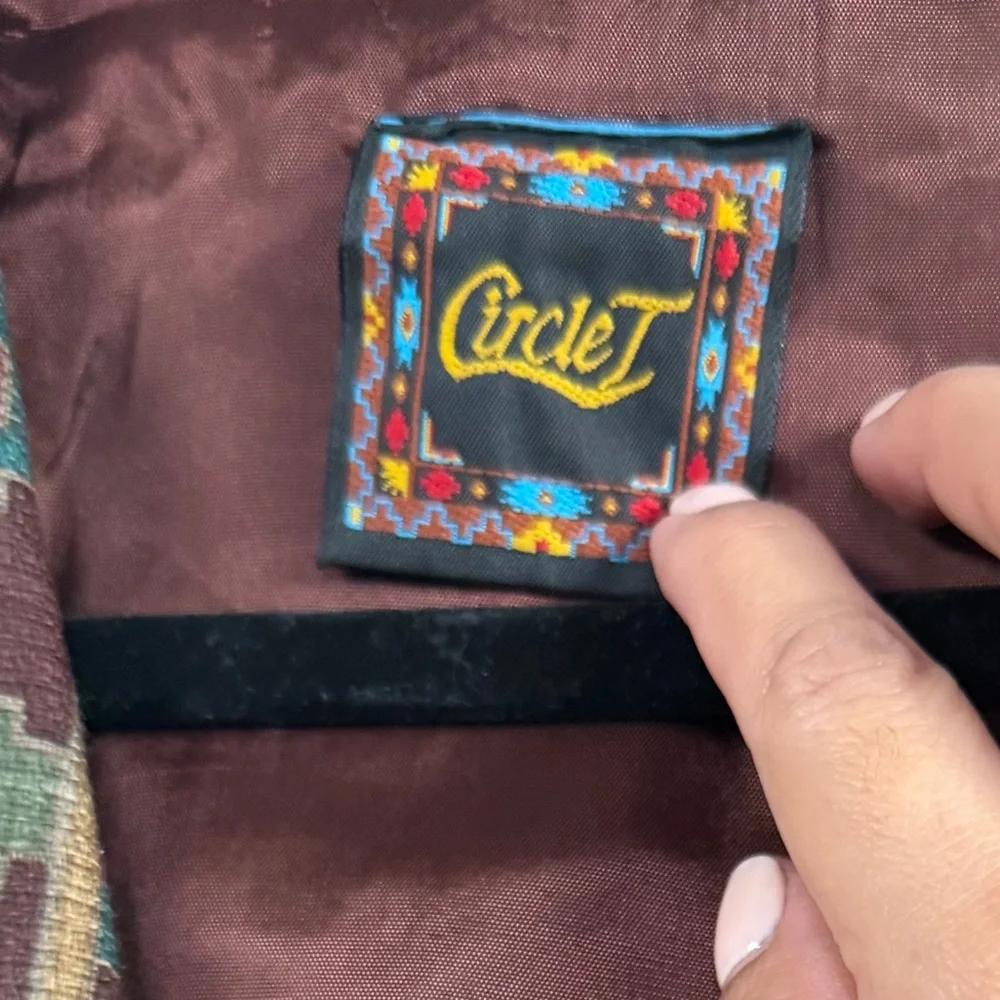 Circle T Vtg Geometric Patterned Vest and Maxi Skirt Set - Picture 2 of 9